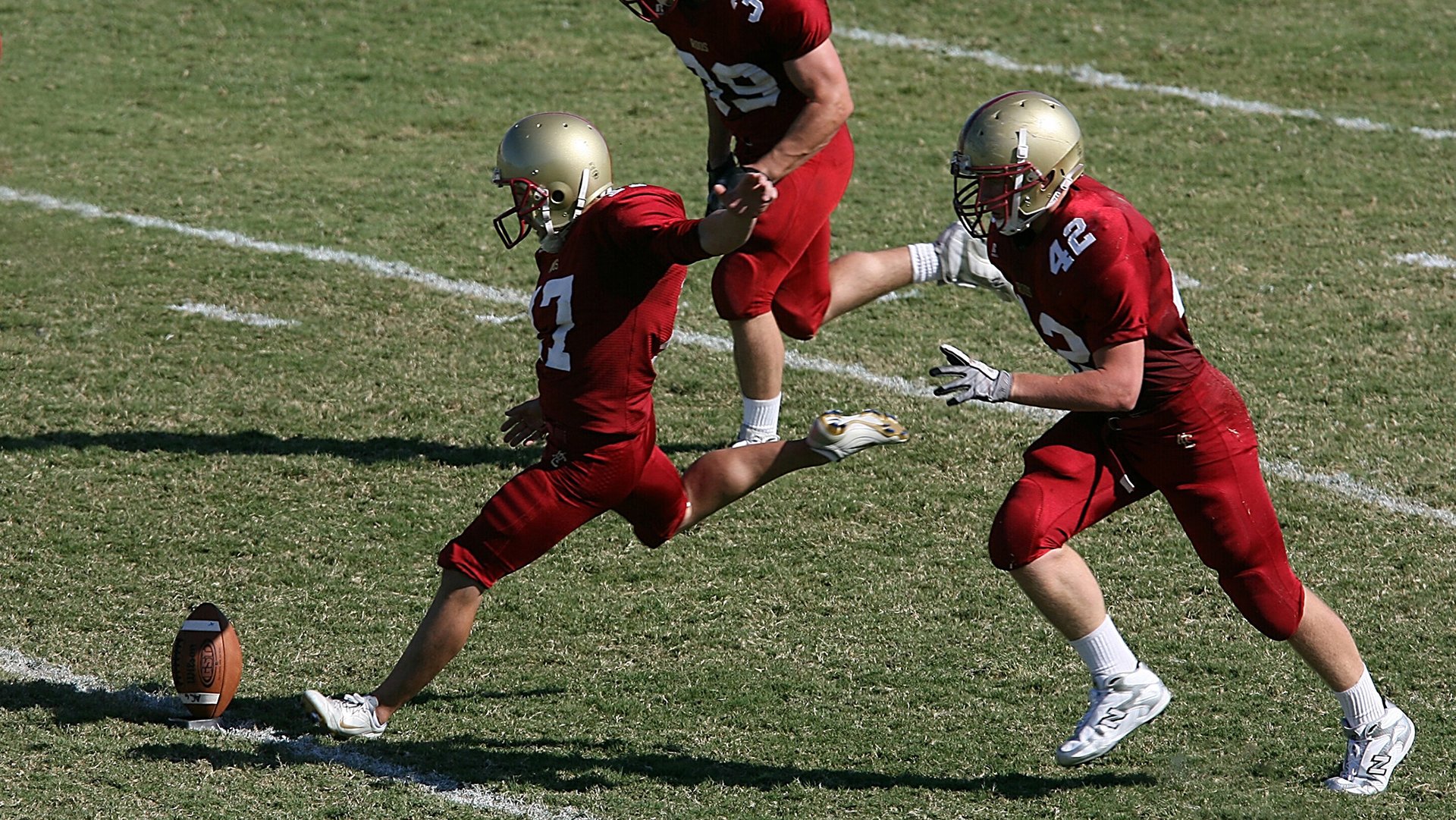 世界杯：华裔球员踢出存在感 引发关于“如何吸引海外华人加入国家队”的讨论